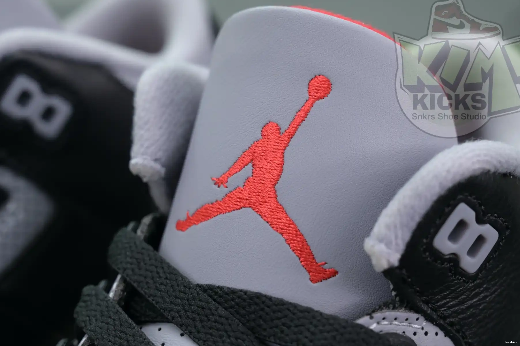 Reimagined” 3“Black Cement Jordan Air Kimikick 0421